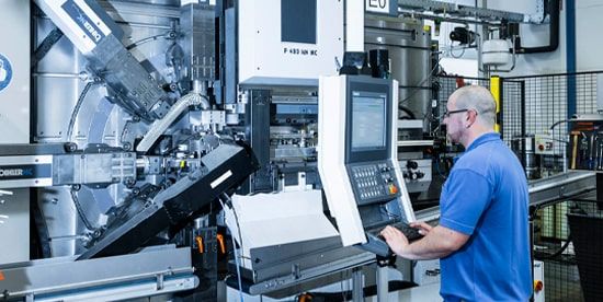 Oggi la produzione è modernizzata Oggi la produzione è modernizzata